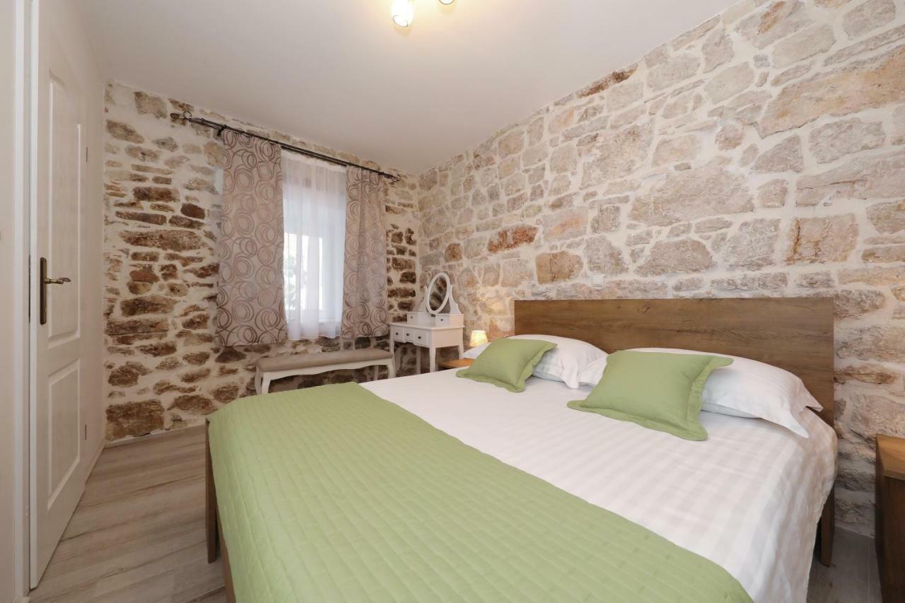 Pave Apartment *